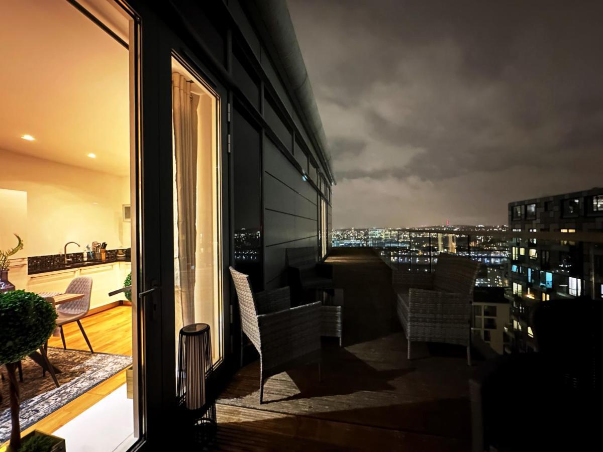 Stylish Apartment In Canary Wharf London Exterior photo